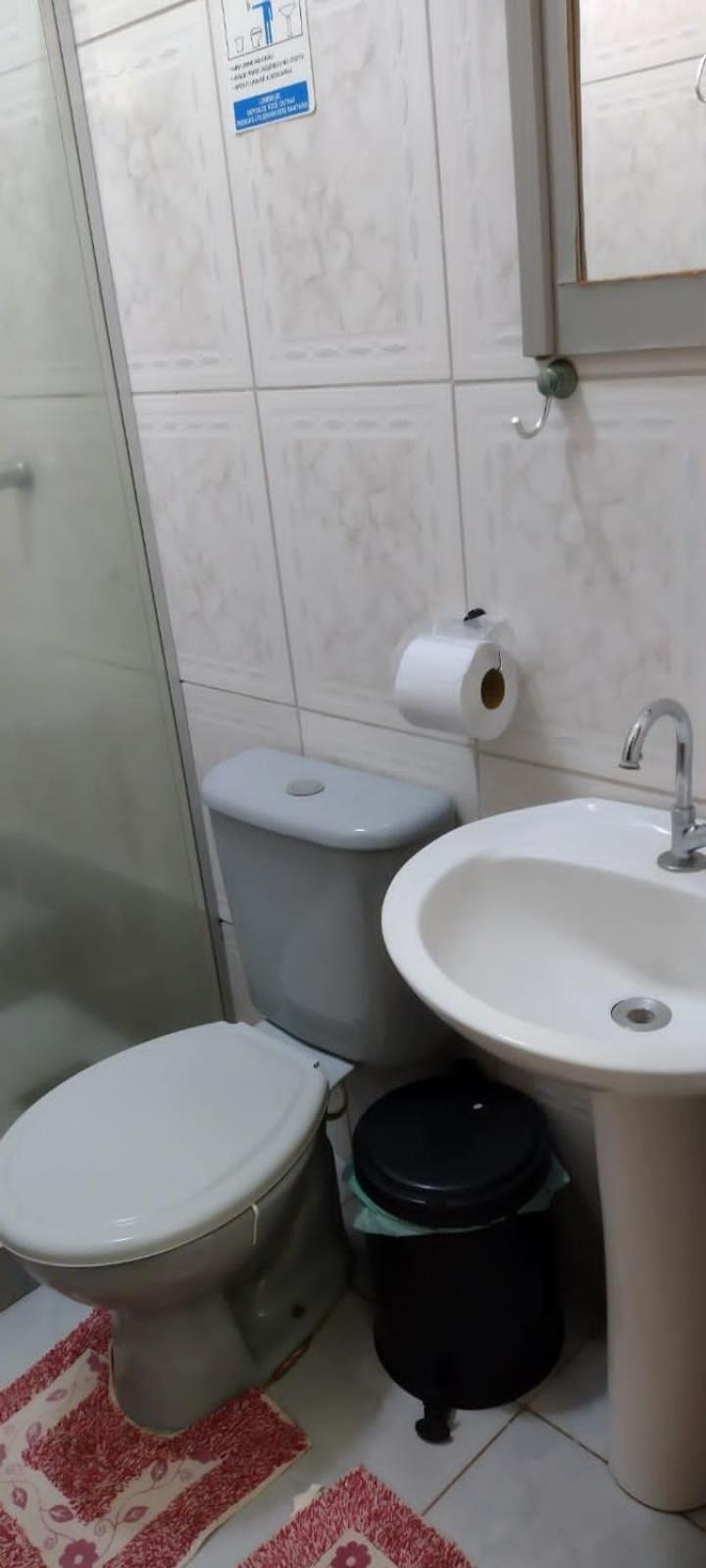 Basic Triple Room with Shared Bathroom photo 3