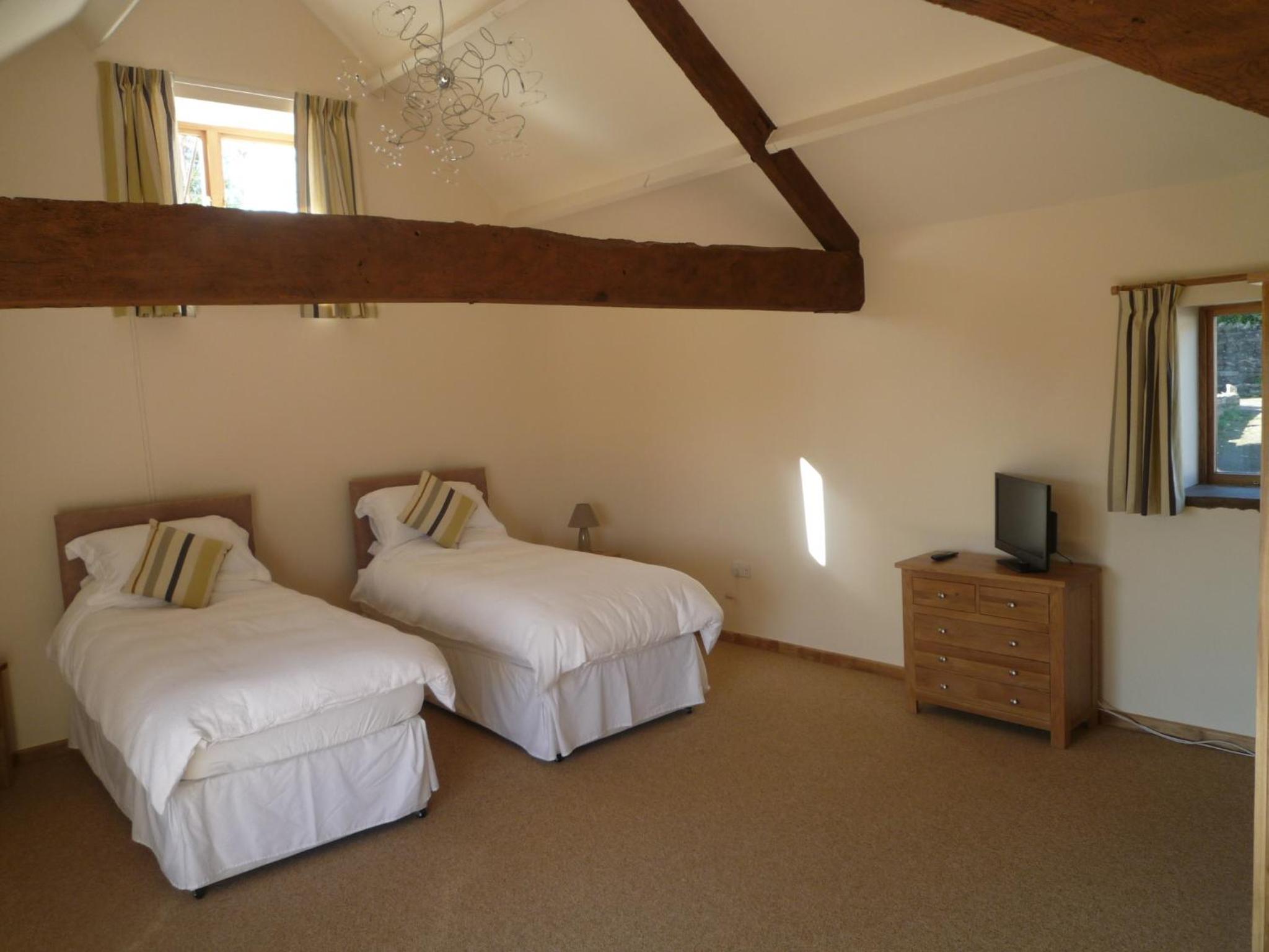 Twin Room With Private Bathroom