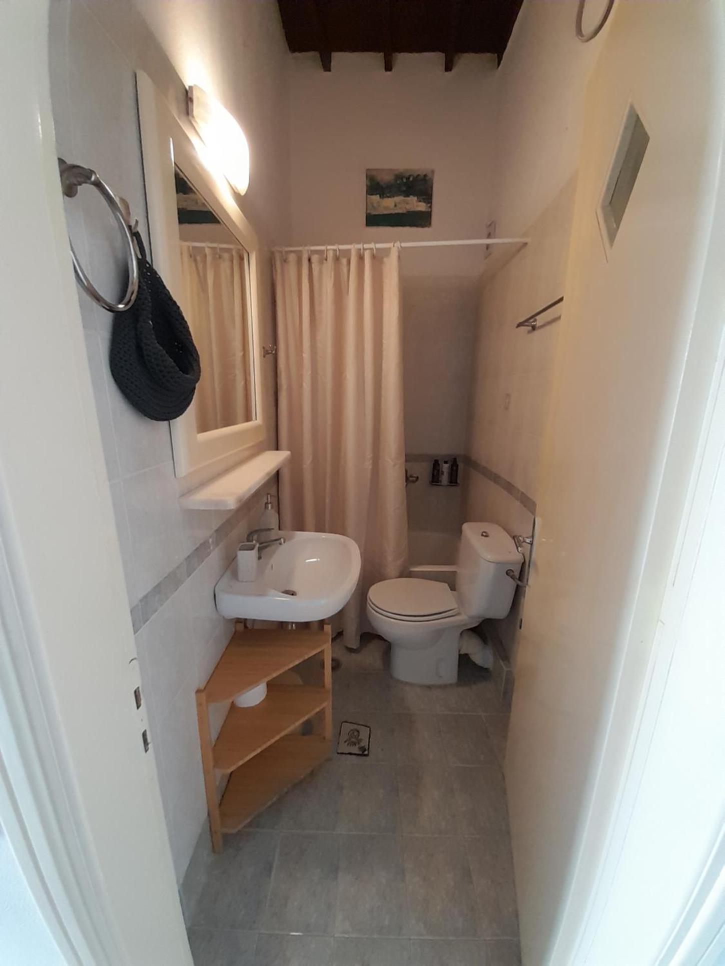 One-Bedroom Apartment - Photo 13