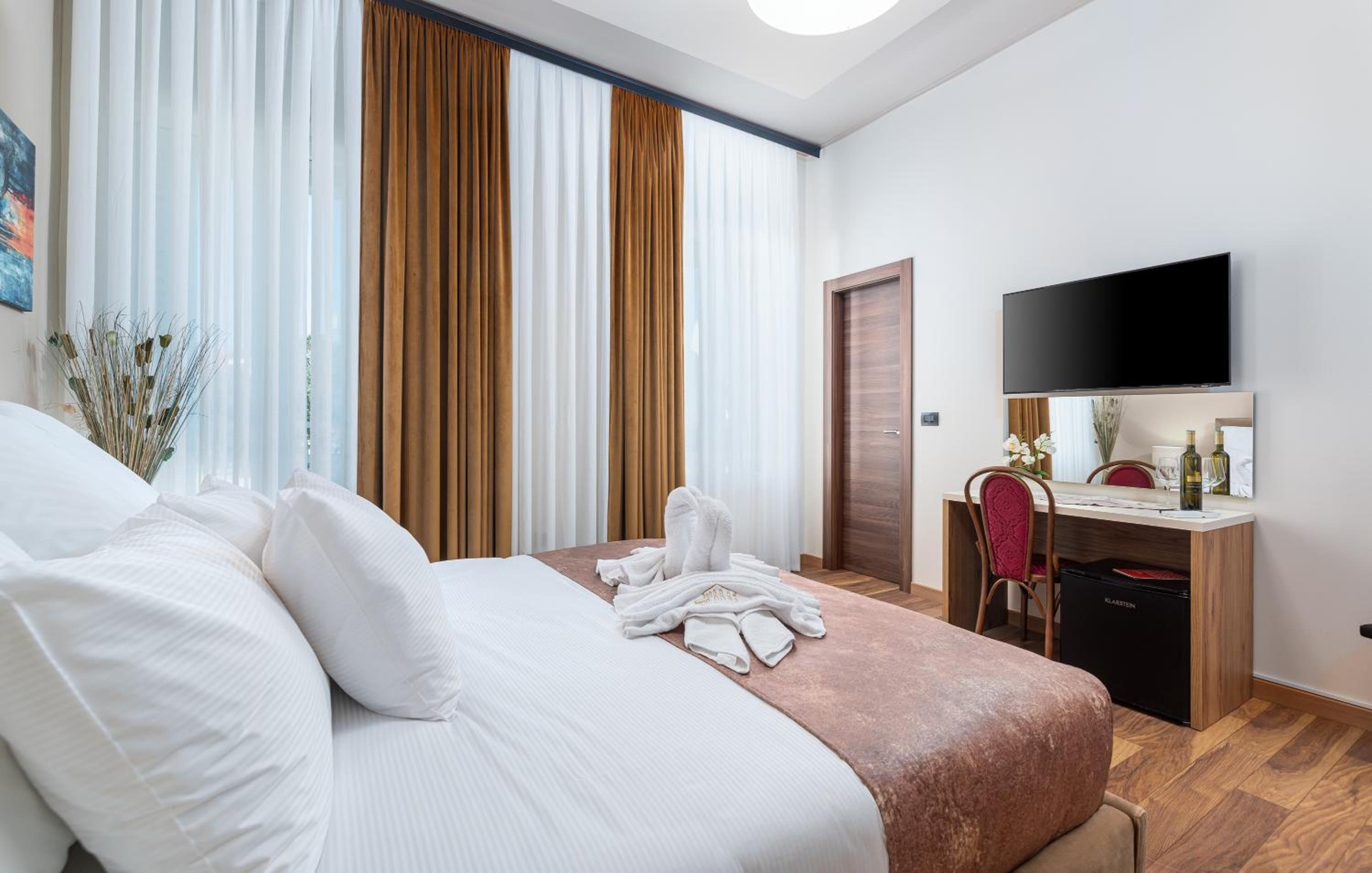 Deluxe Double Room - Photo 2