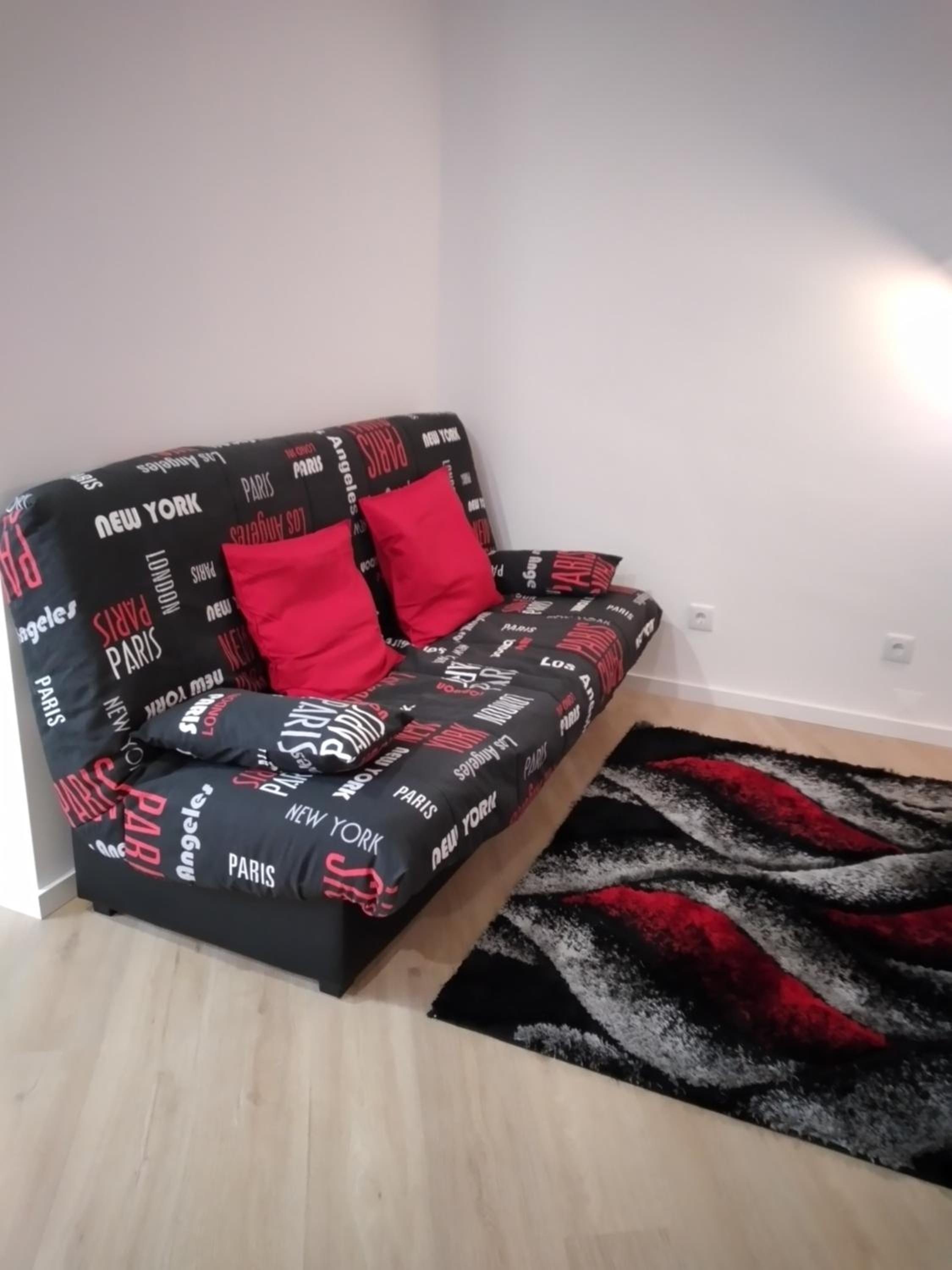 Two-Bedroom Apartment - Photo 30