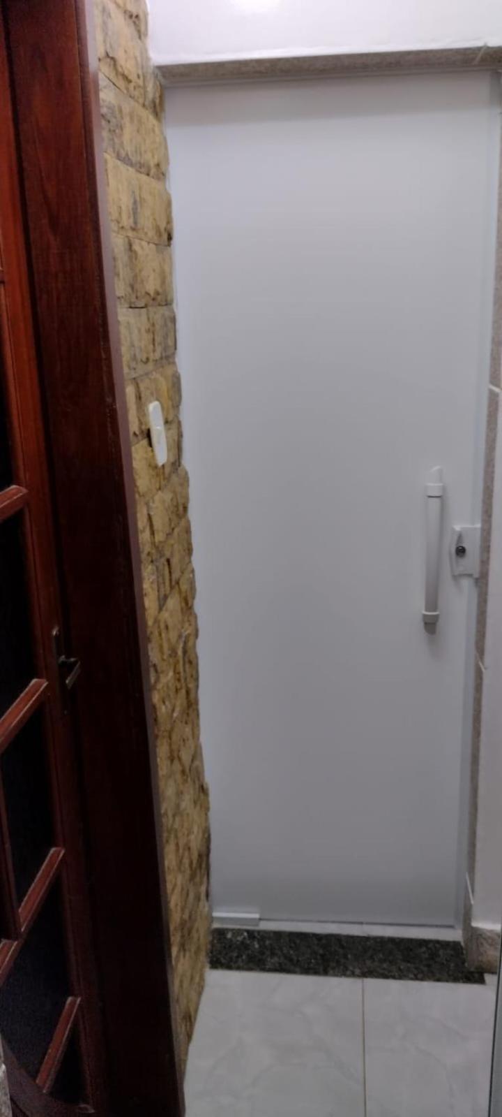 Double Room with Shared Bathroom photo 2