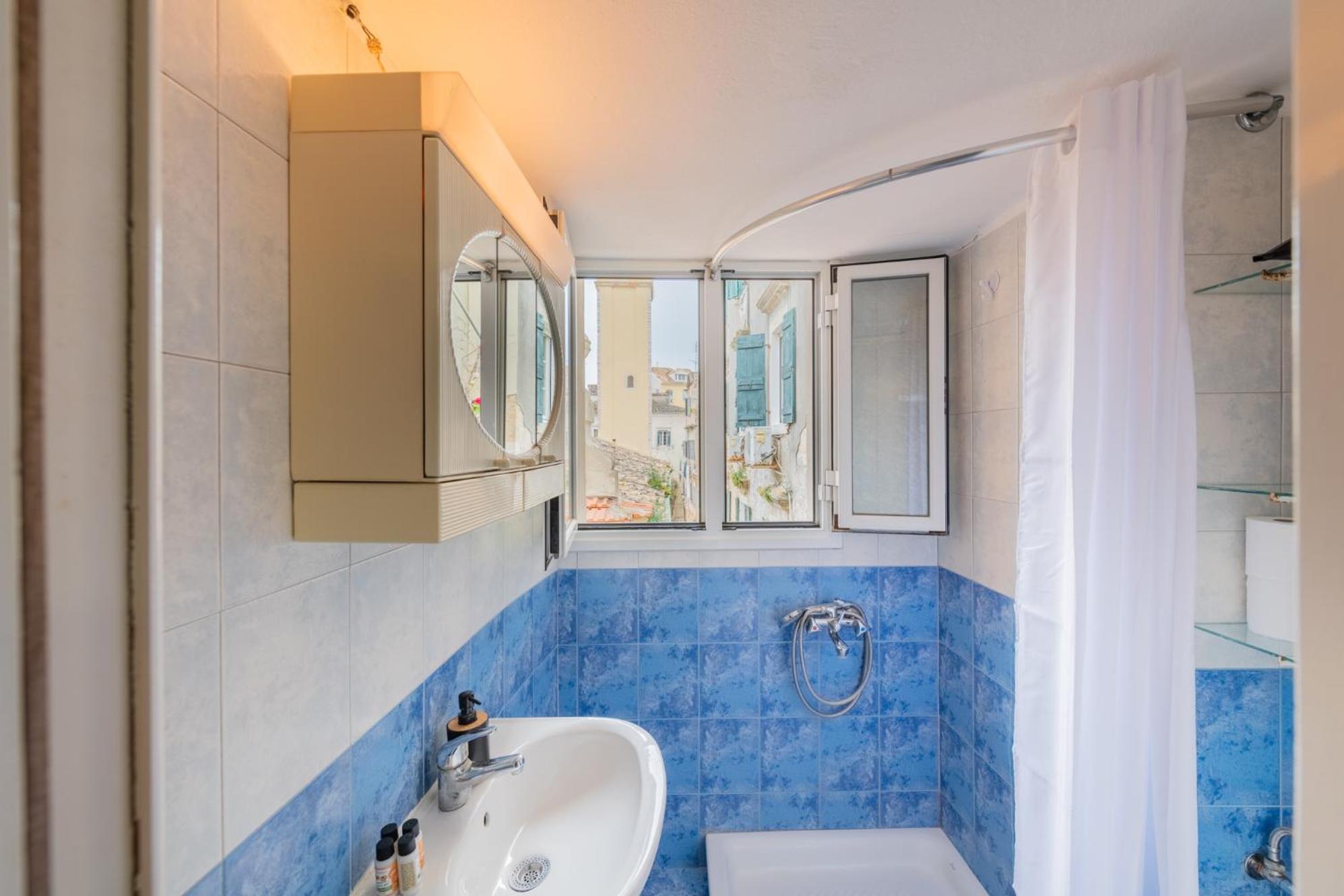 Two-Bedroom Apartment - Photo 12