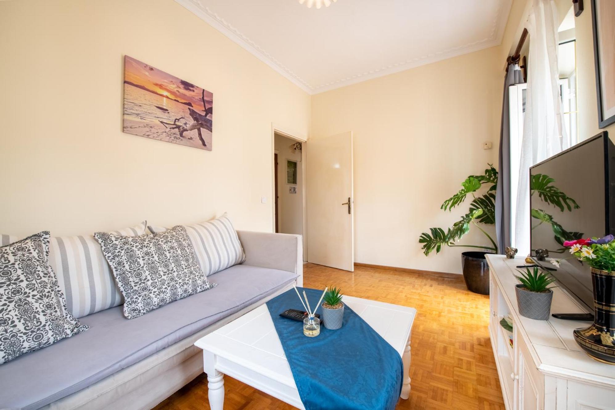Two-Bedroom Apartment - Photo 17