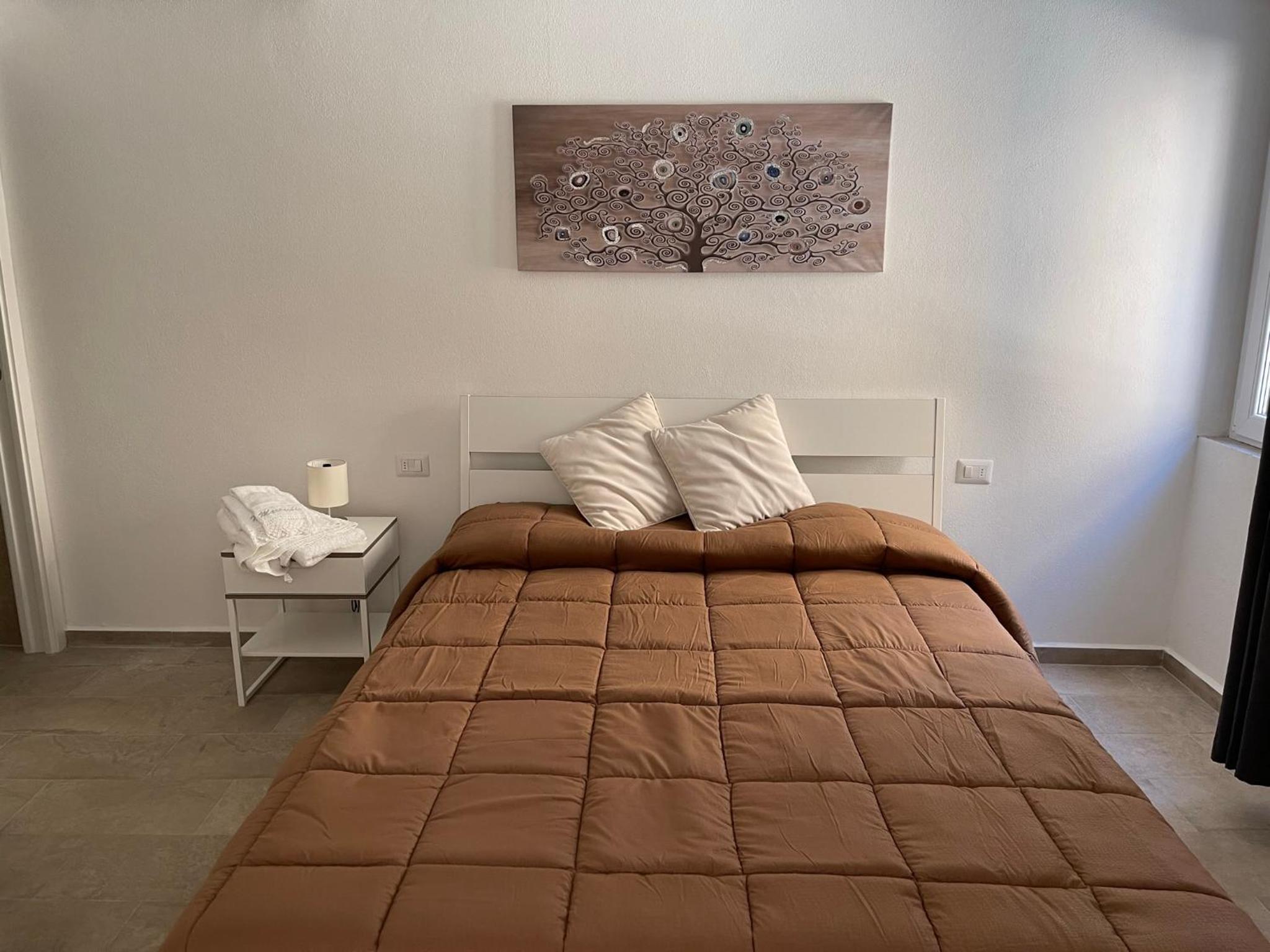Quadruple Room with Private Bathroom - Photo 2
