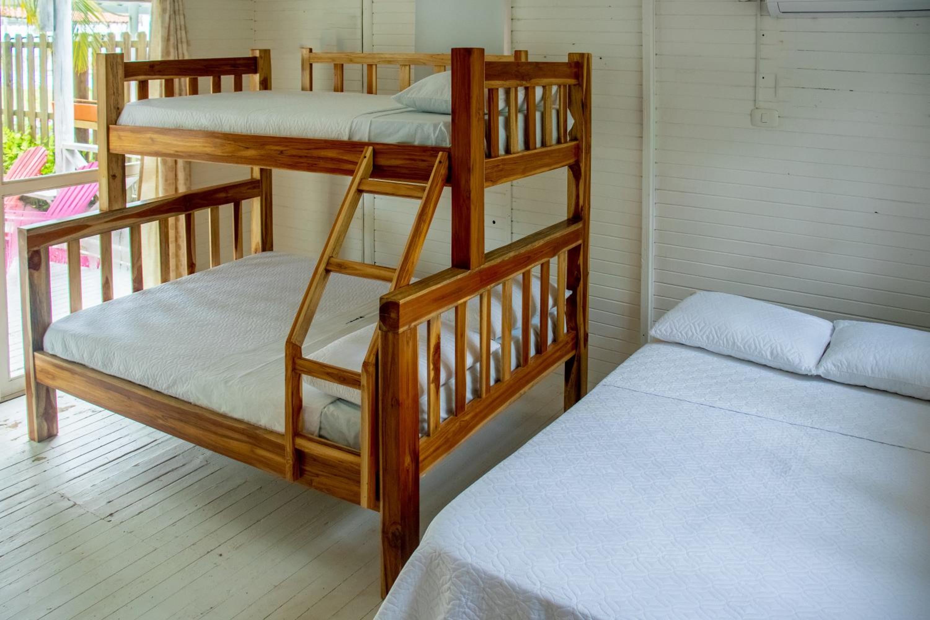 Standard Twin Room photo 3