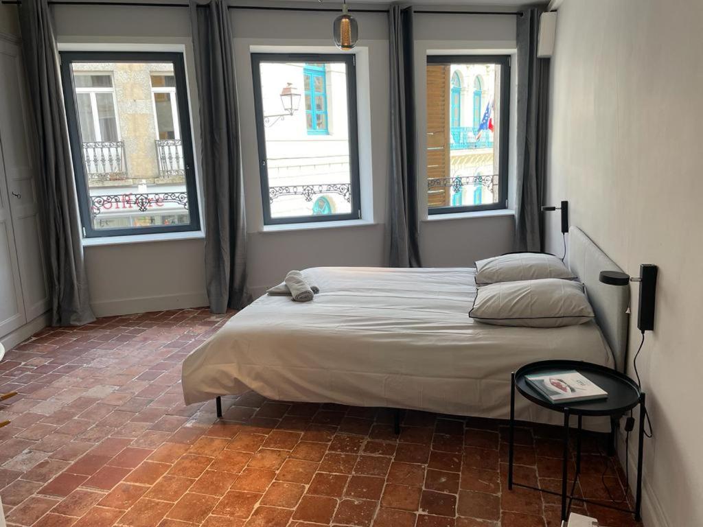 Double Room with Private Bathroom - Photo 1