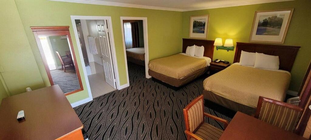 Family Suite - Photo 1