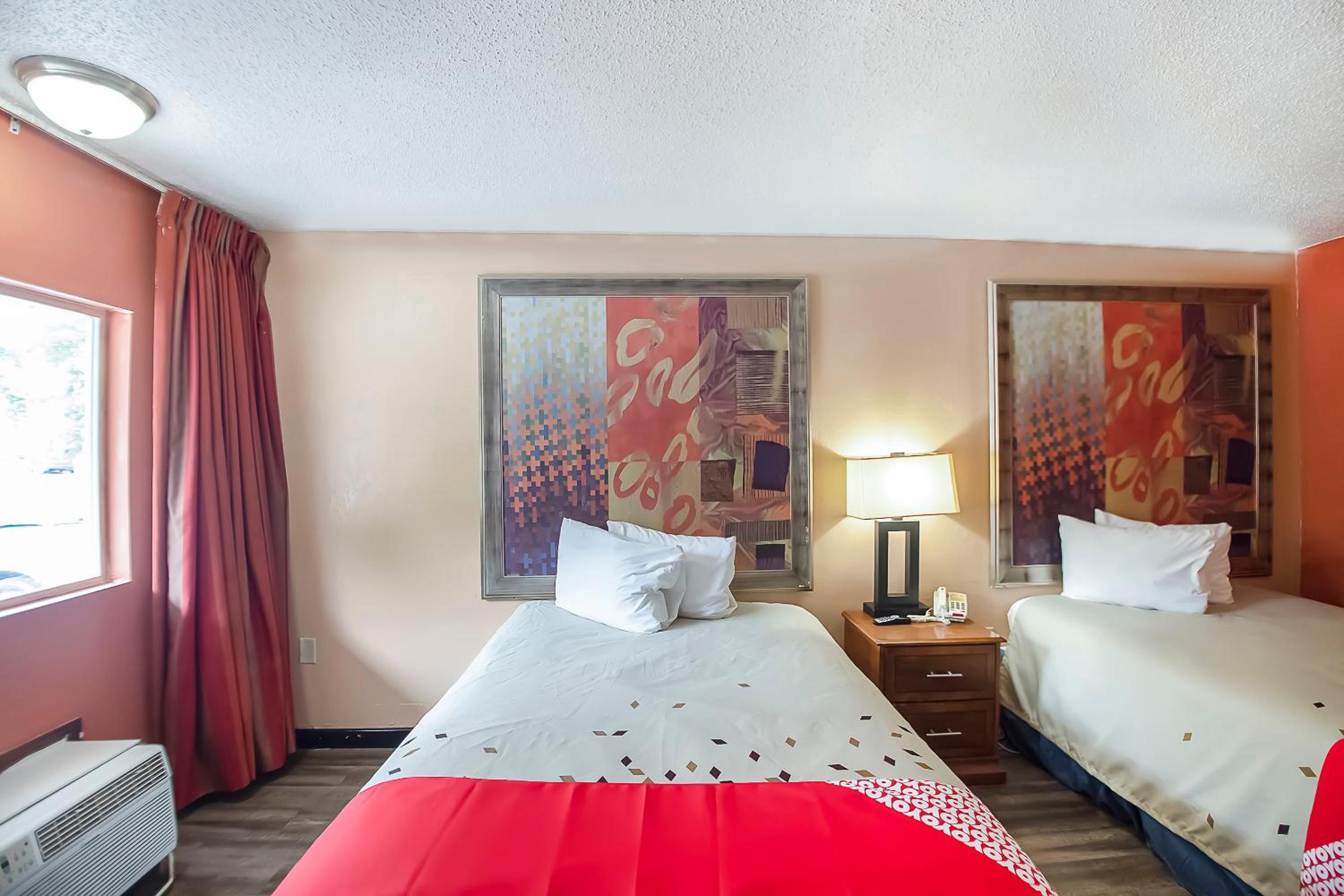 Premium 2 Queen Bed - Photo 5