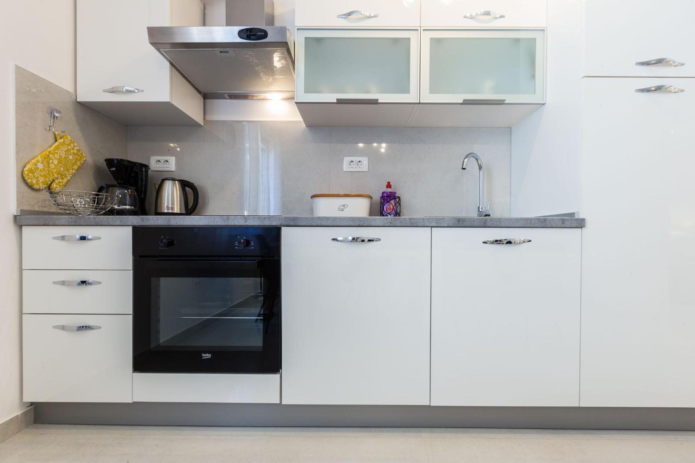 Two-Bedroom Apartment - Photo 19