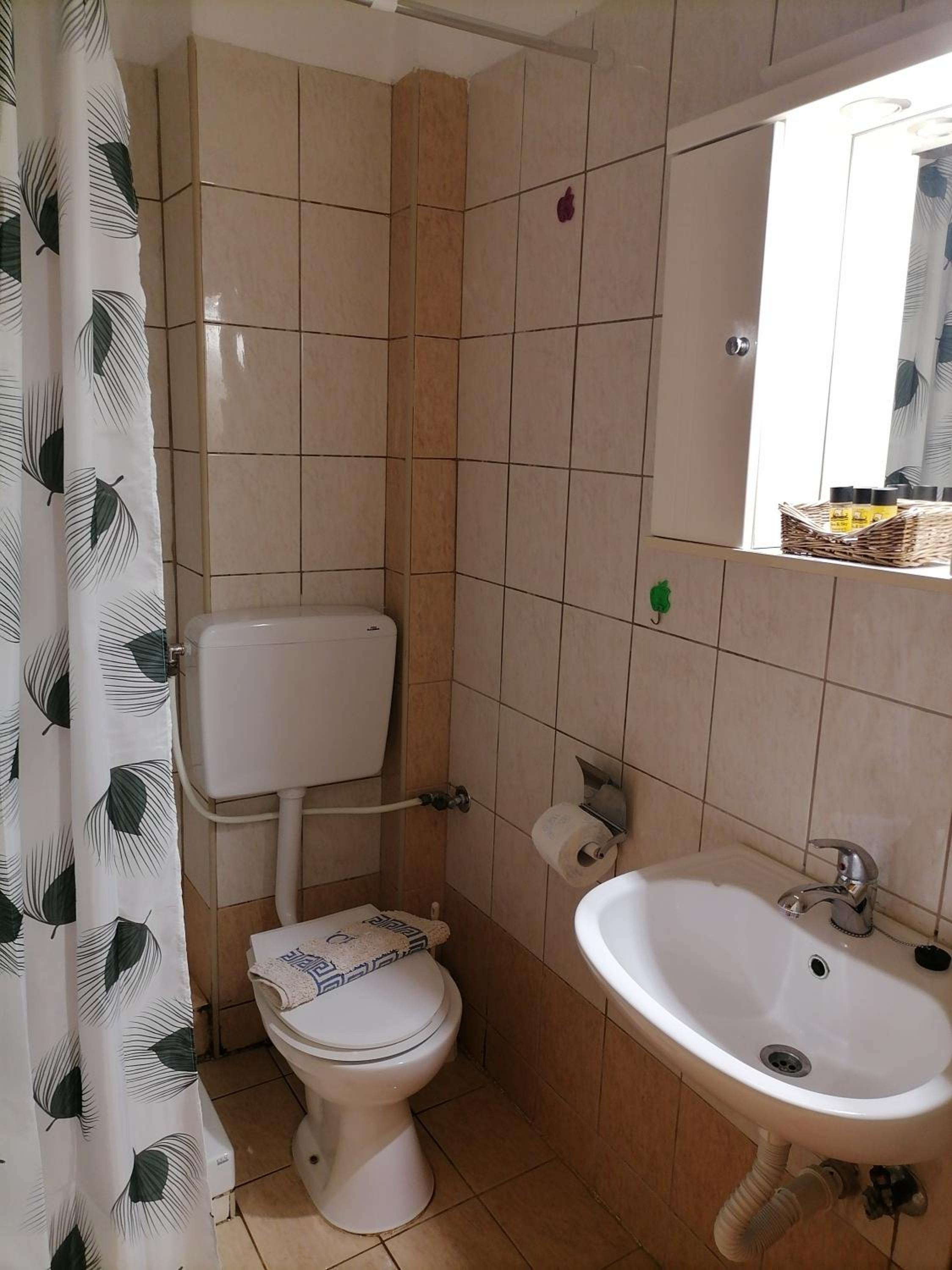 Comfort Triple Room - Photo 8