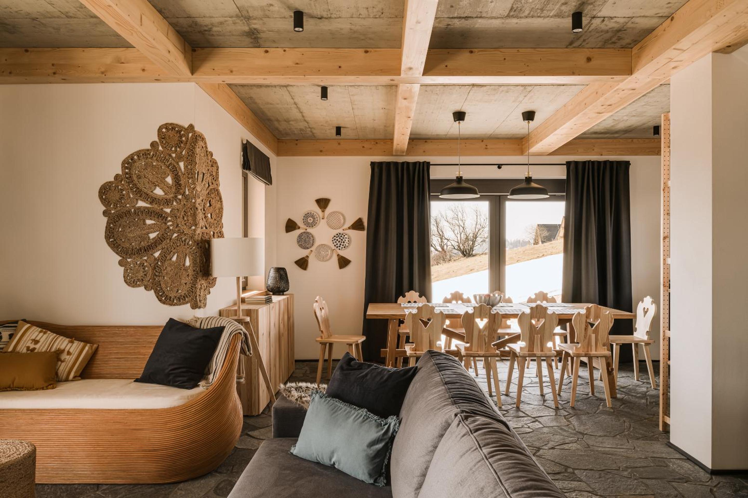 Three-Bedroom Villa photo 1