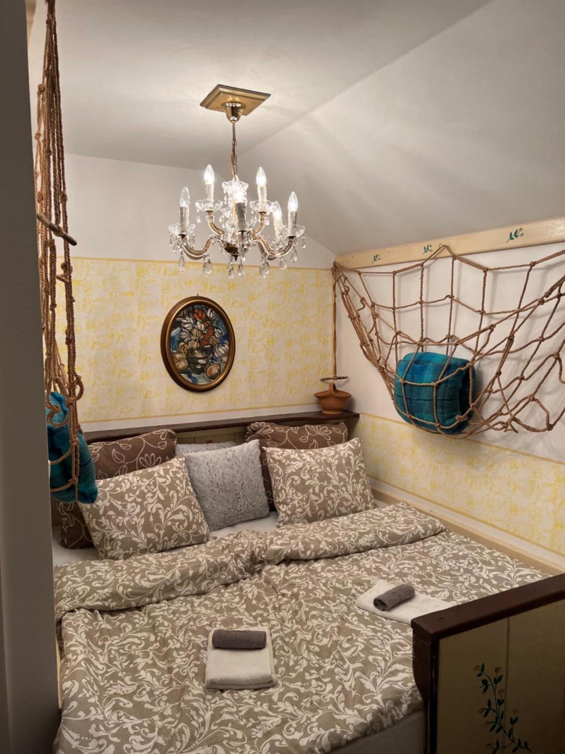 Small One-Bedroom House with Terrace photo 1