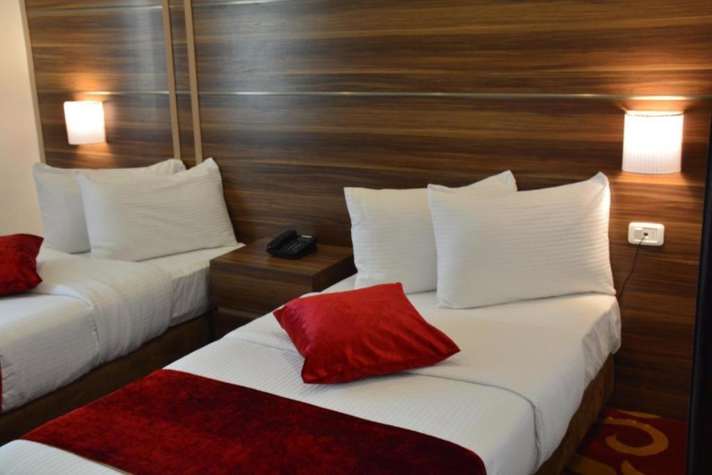 Deluxe Single Room