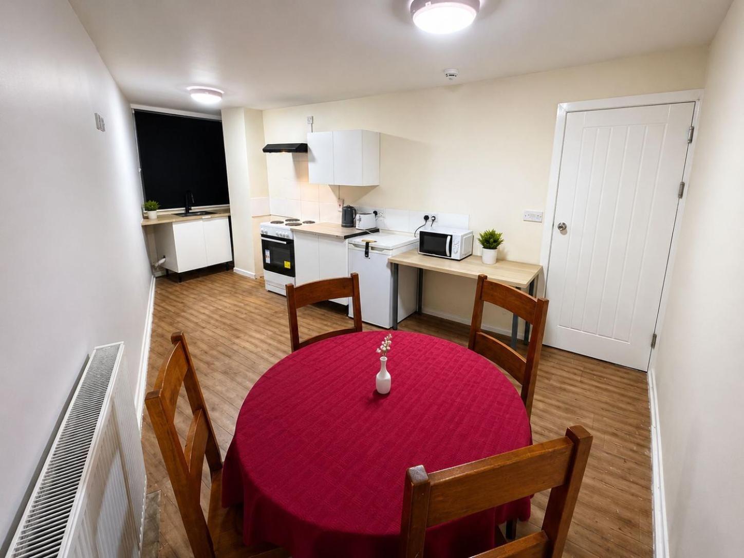 Standard Apartment photo 2