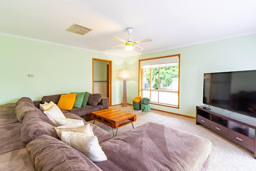 Four-Bedroom House photo 1