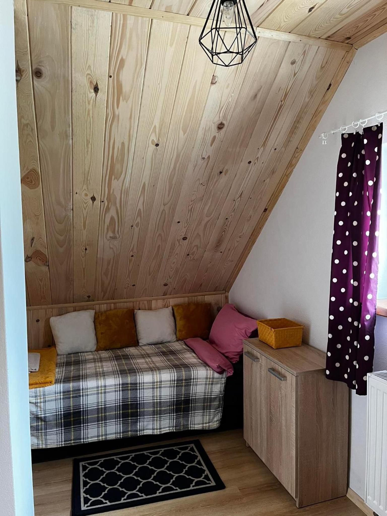 Two-Bedroom Apartment - Photo 19