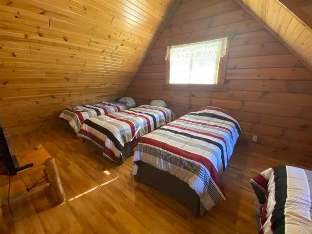 One-Bedroom House photo 1
