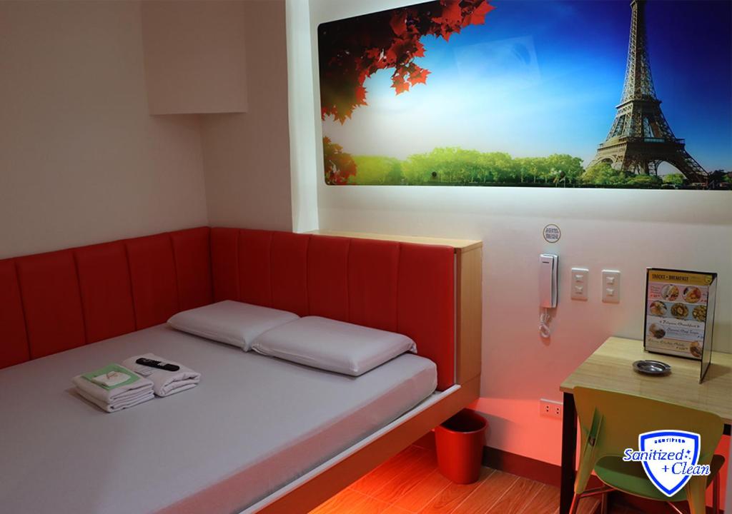 Deluxe Queen Room