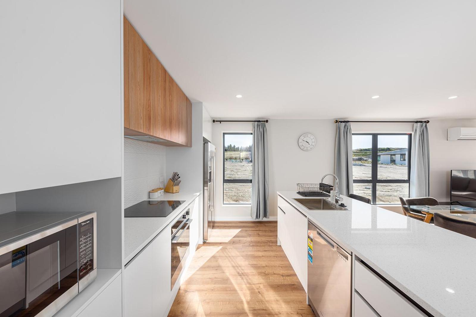 Four-Bedroom House - Photo 26