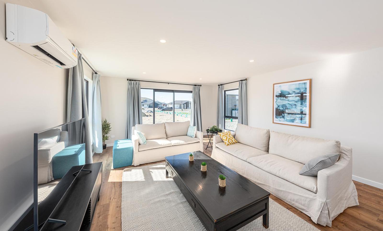 Four-Bedroom House - Photo 1