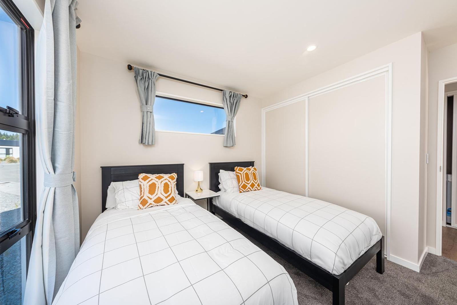 Three-Bedroom House - Photo 20