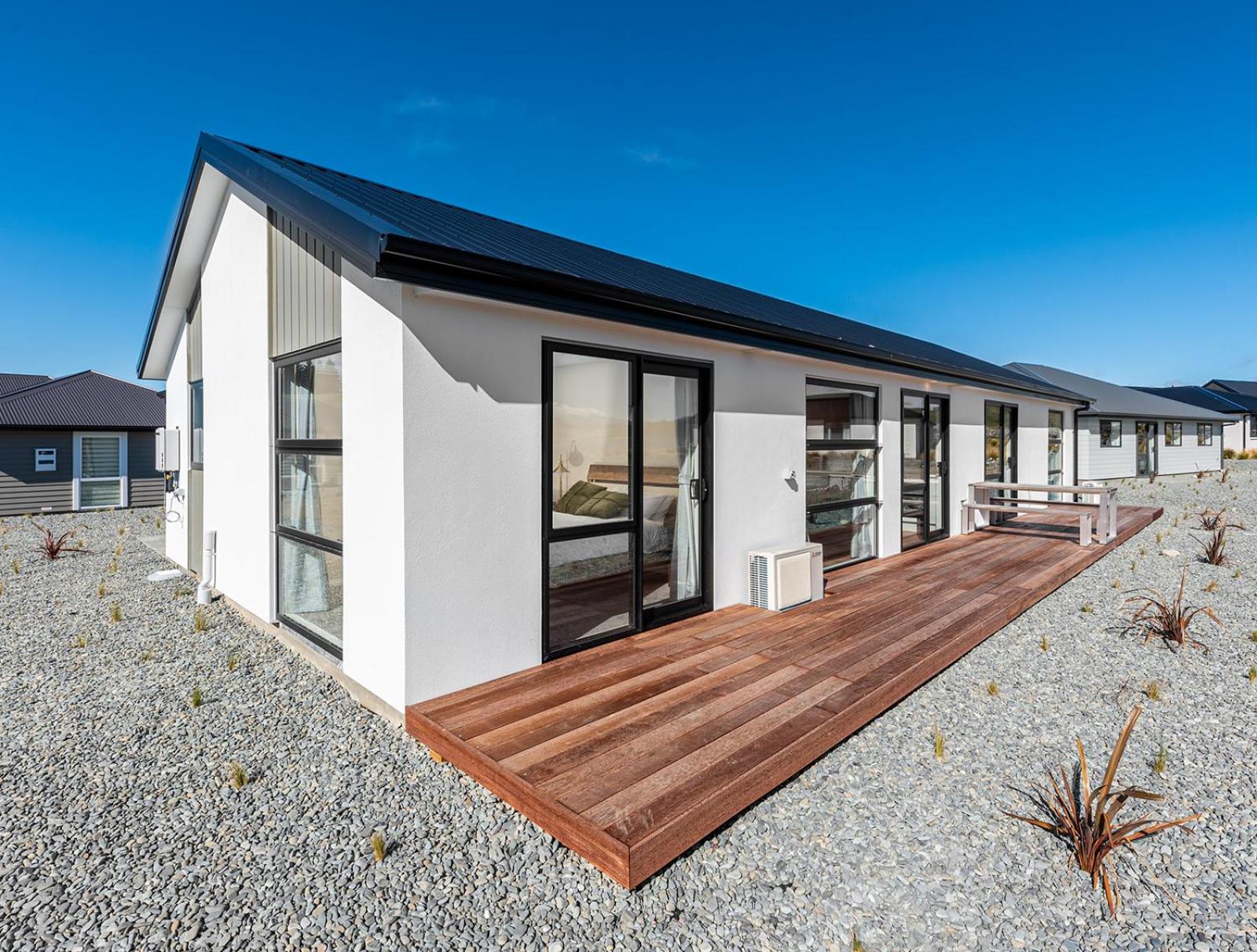 Three-Bedroom House - Photo 4