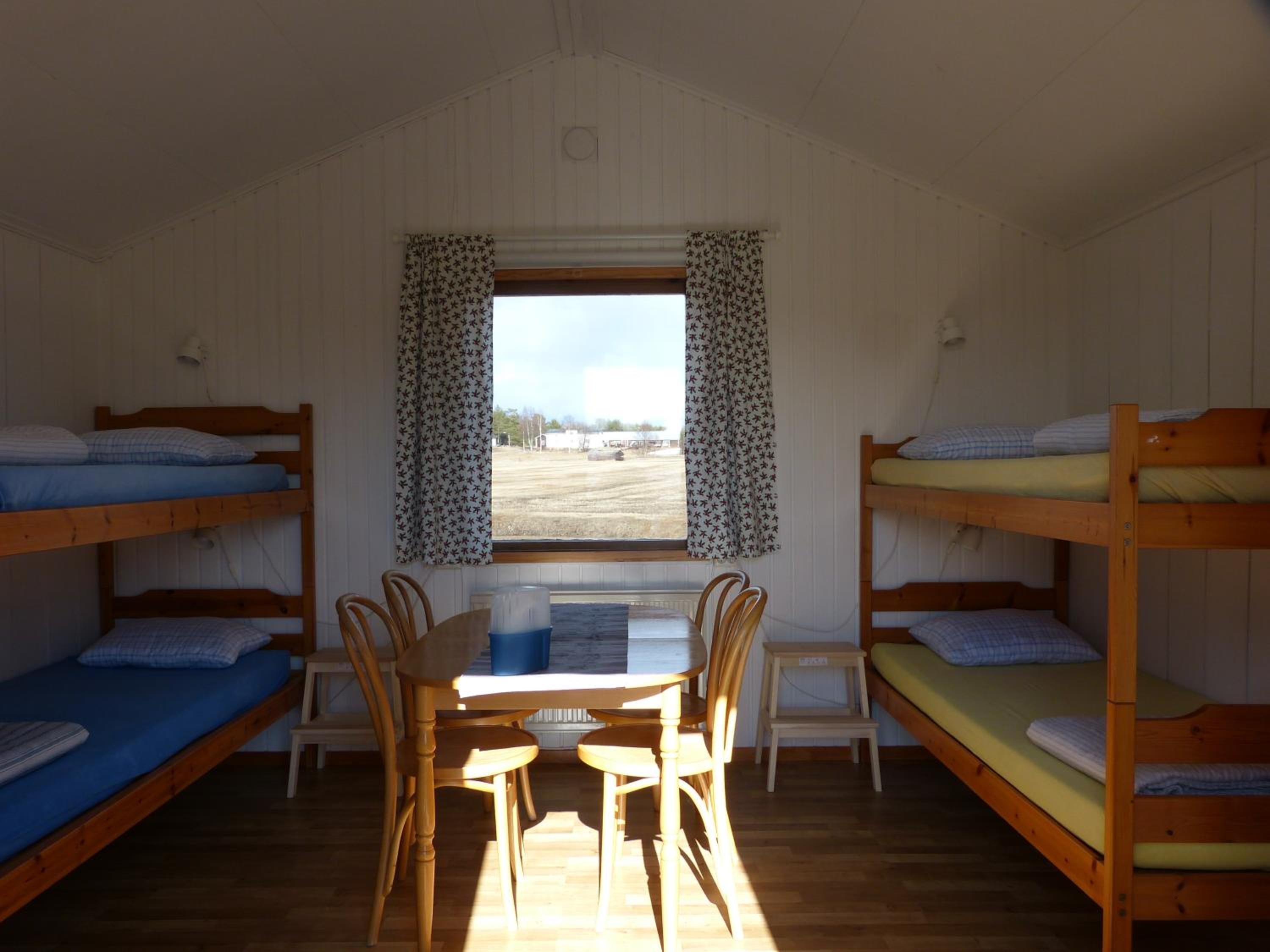 Mobile Home - Photo 6