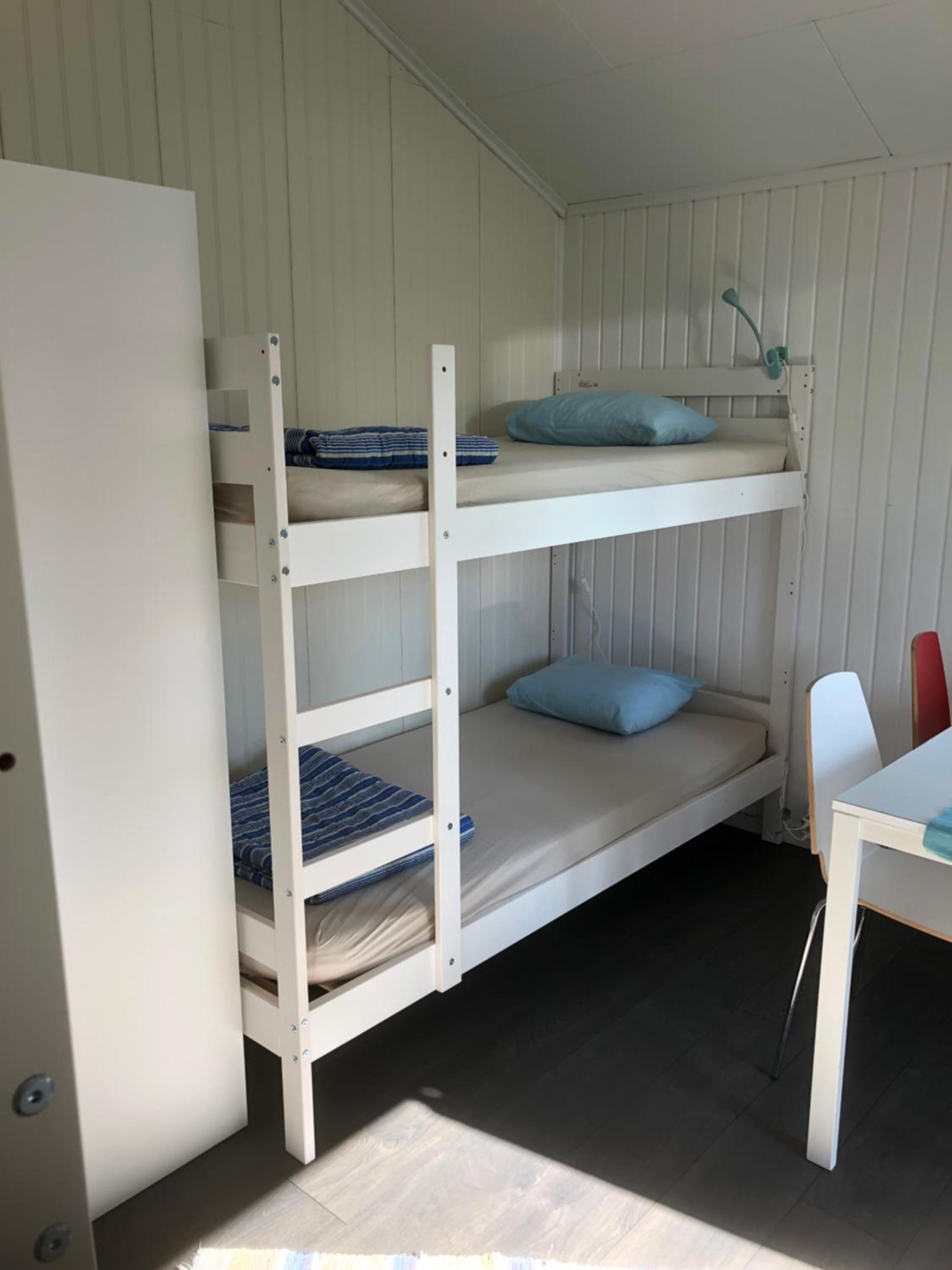 Mobile Home - Photo 4