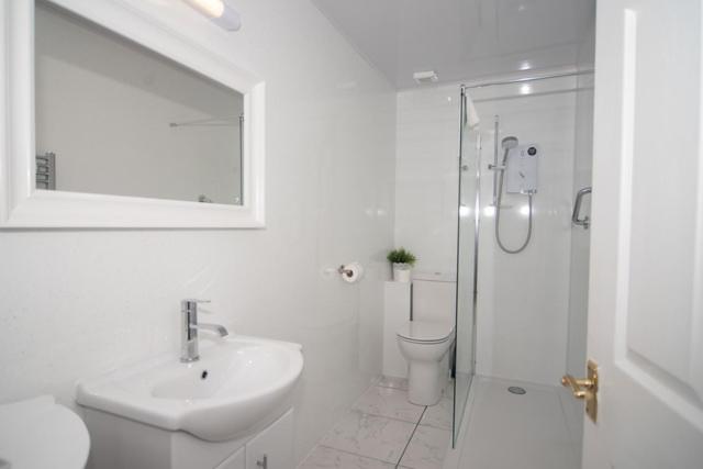 Apartment with Sea View - Photo 5