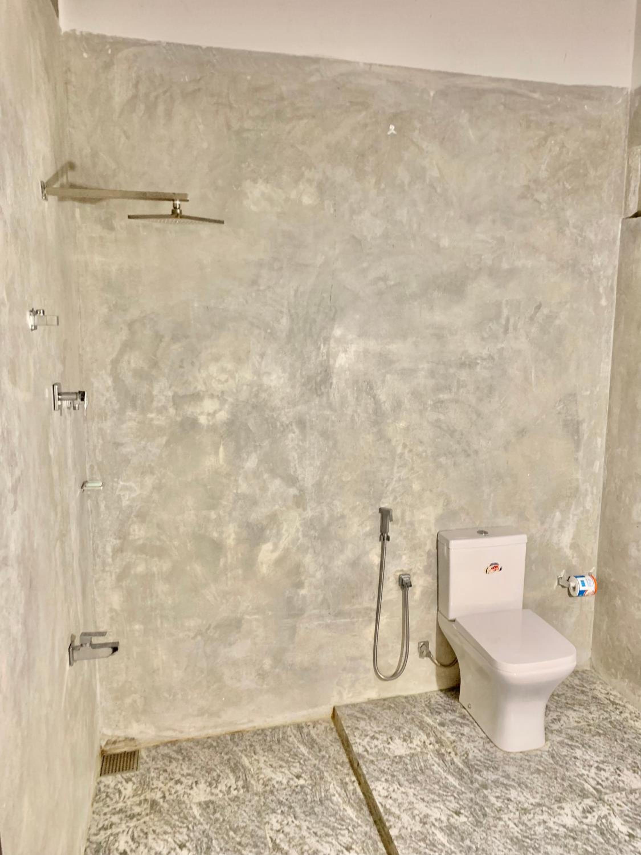 Deluxe Double Room with Shower - Photo 13