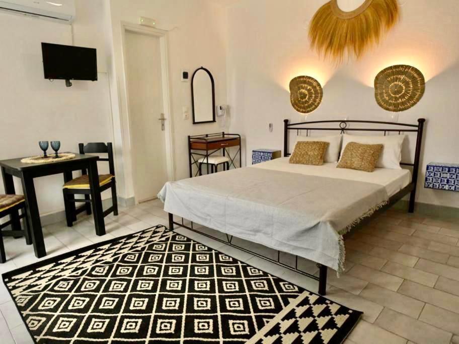 Double Room with Balcony photo 2