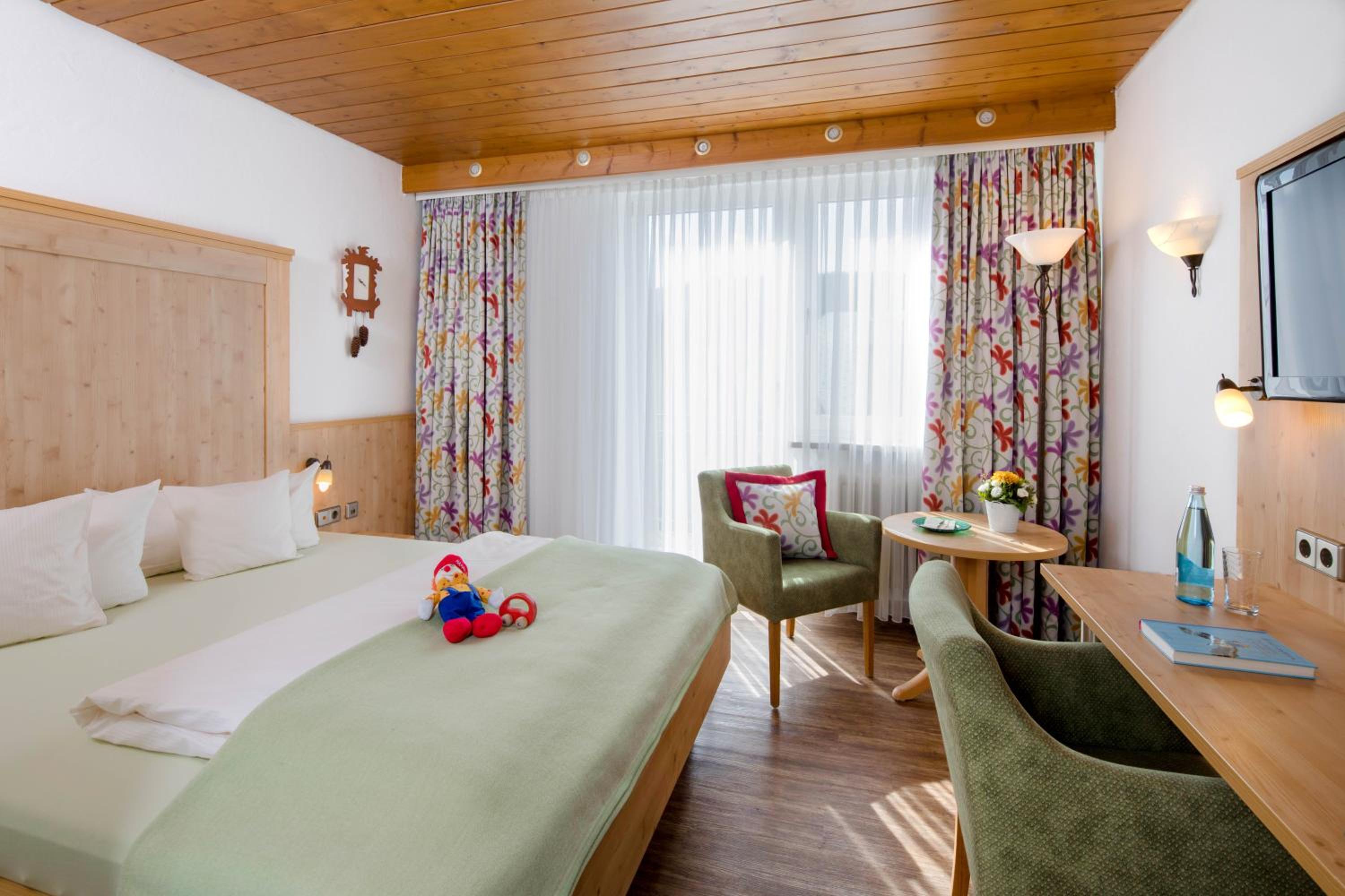Small Double Room - Photo 5