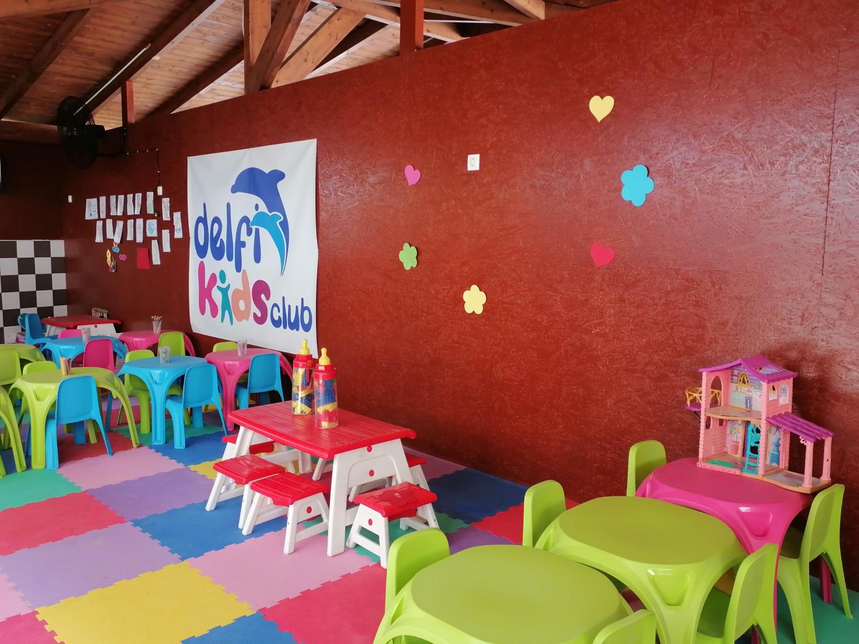 Junior Suite with Sharing Pool