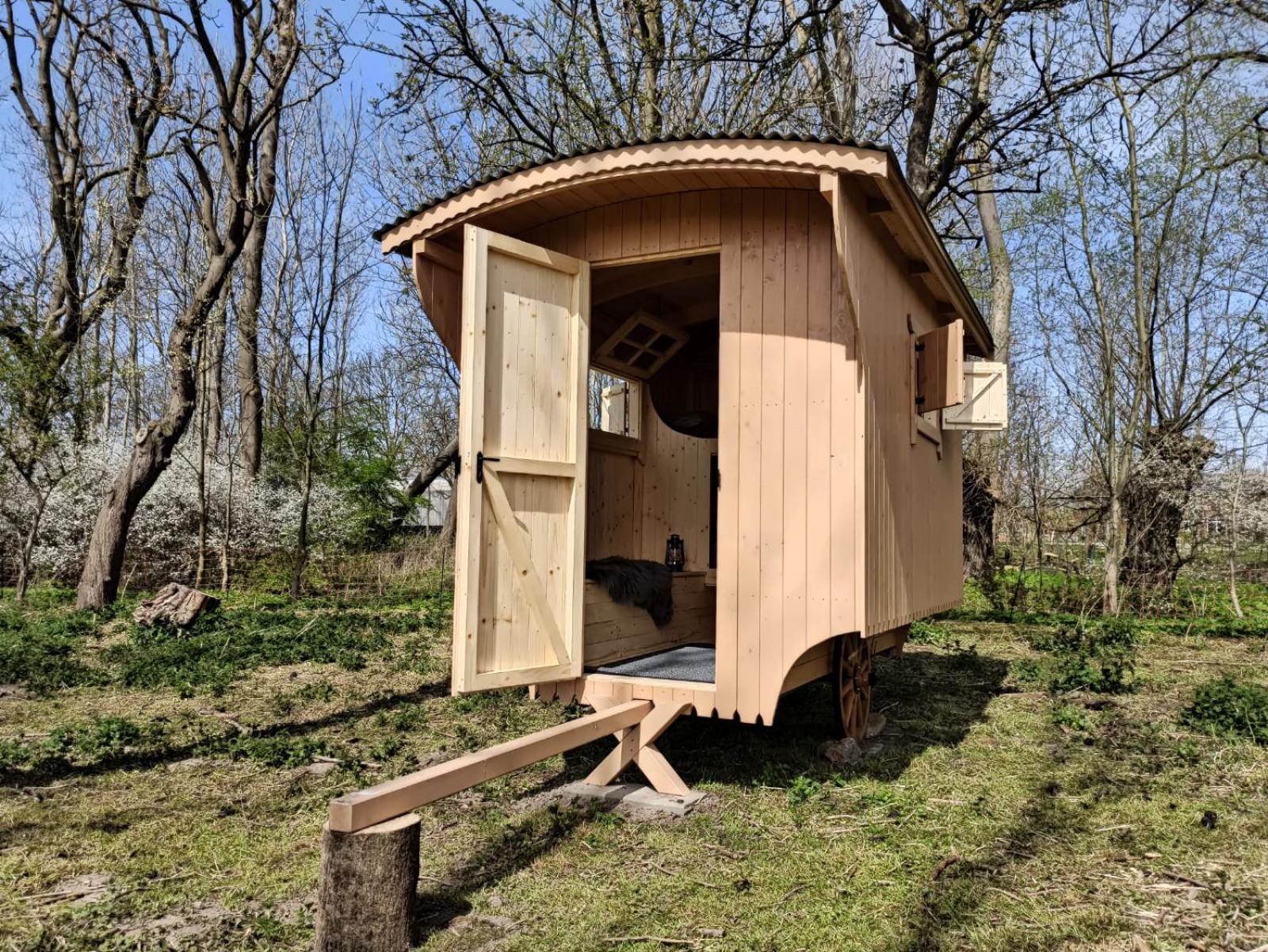 Mobile Home - Photo 5