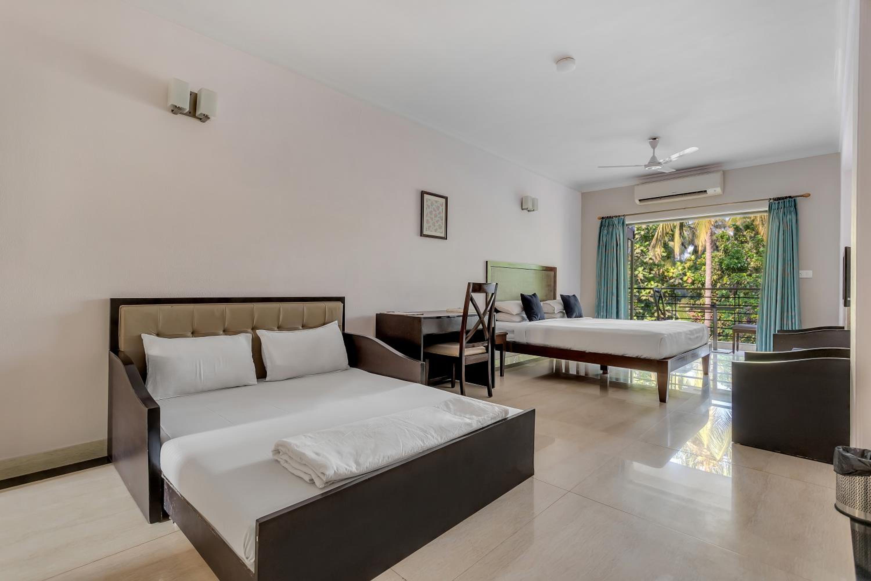 Queen Suite with Balcony