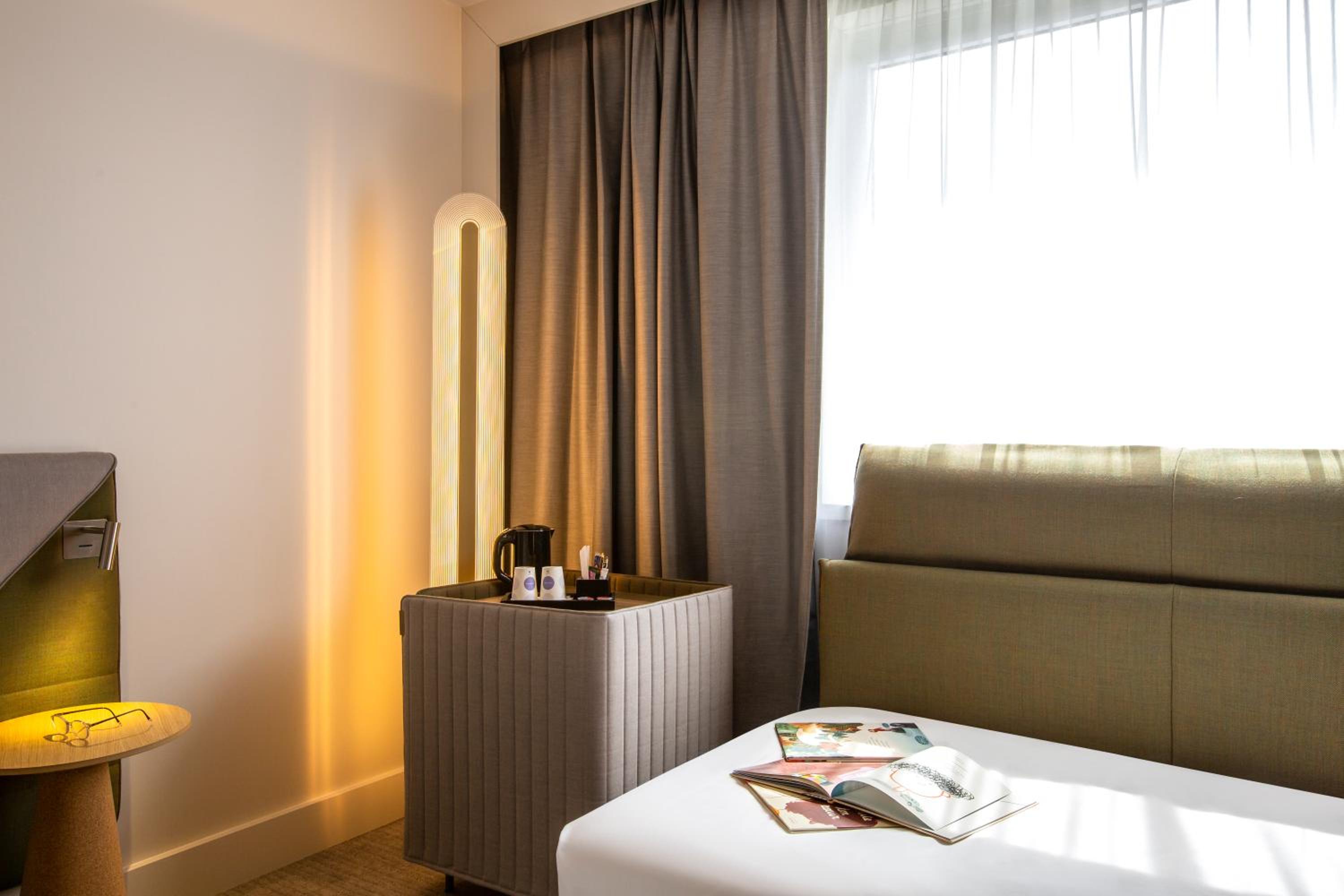 Superior Room with 1 Double Bed and 1 Sofa Bed - Photo 2