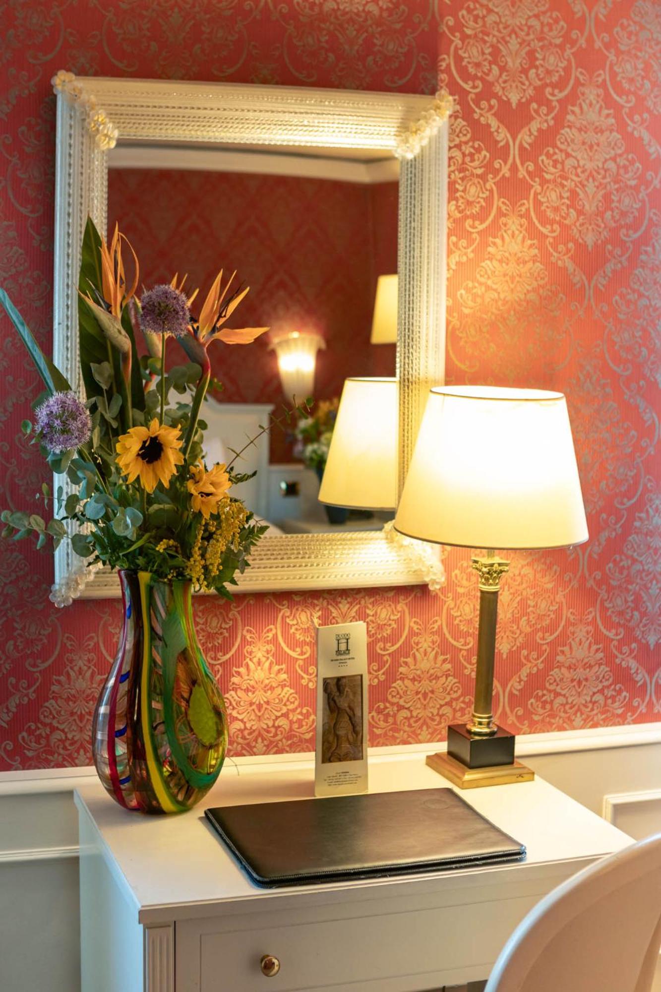 Deluxe Double Room - Photo 4