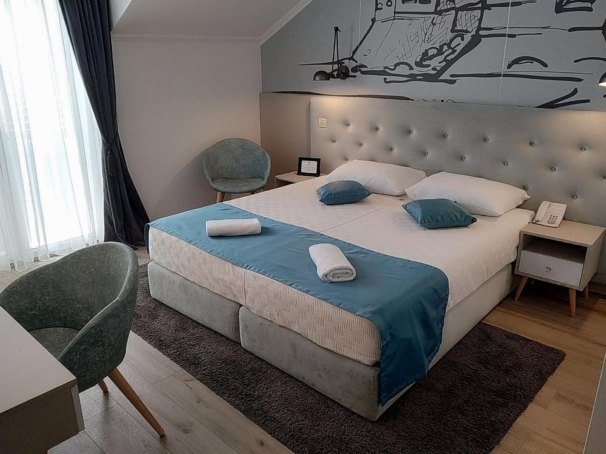 Double or Twin Room with Balcony photo 1
