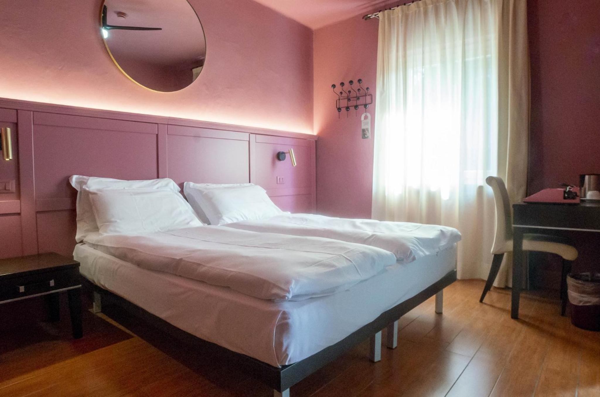 Economy Double or Twin Room photo 2