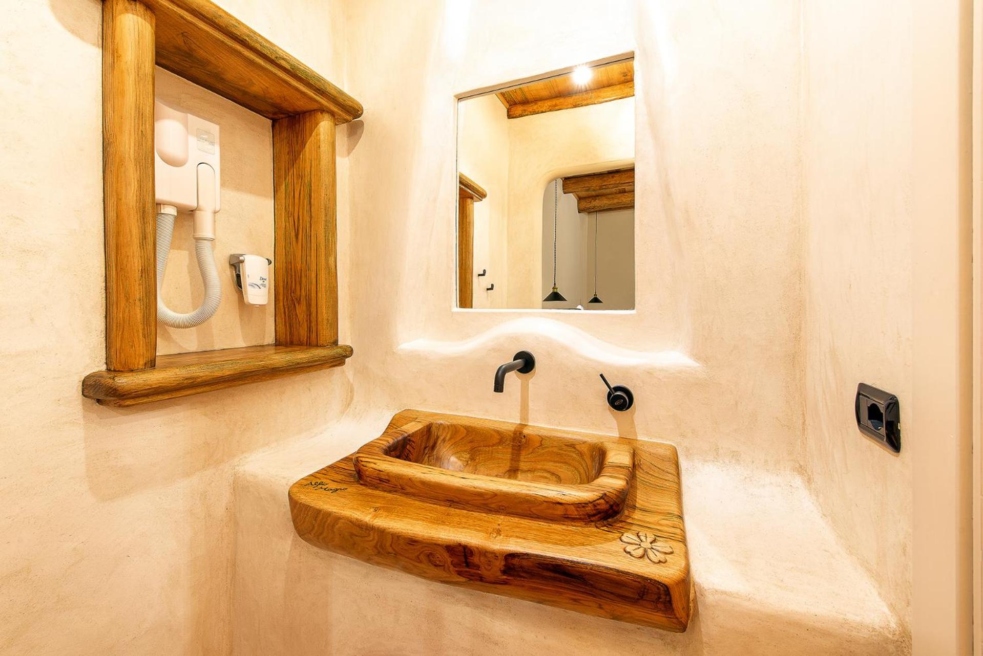 Triple Room - Photo 17