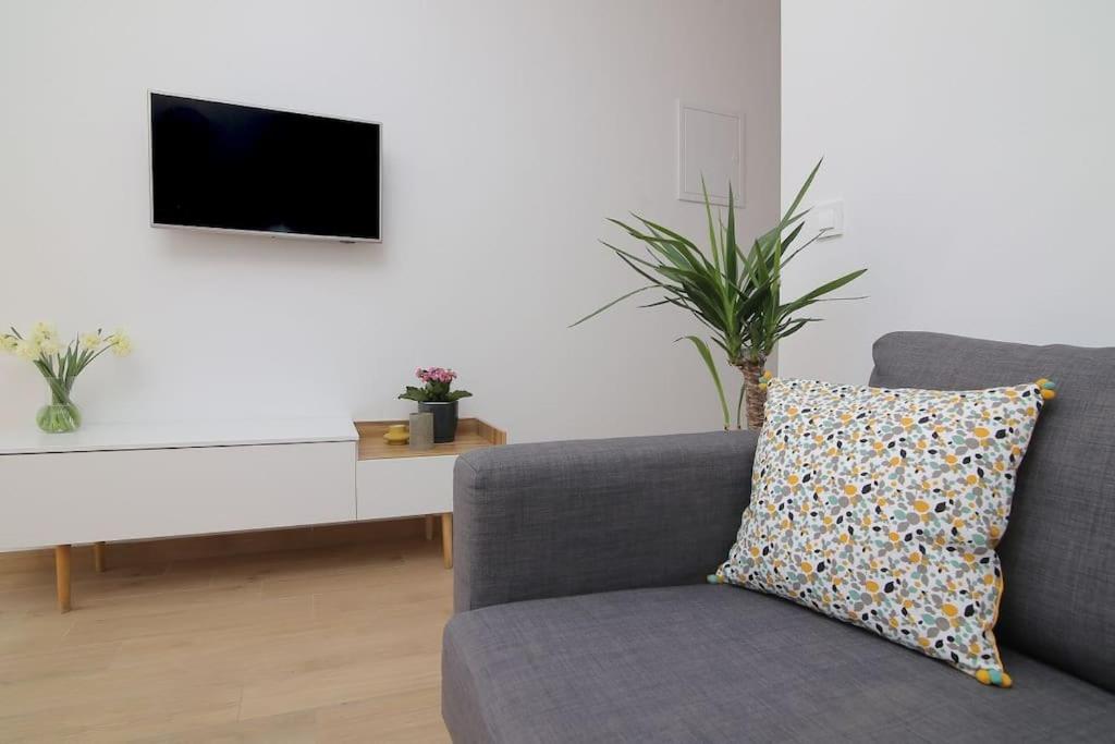 Two-Bedroom Apartment - Photo 13
