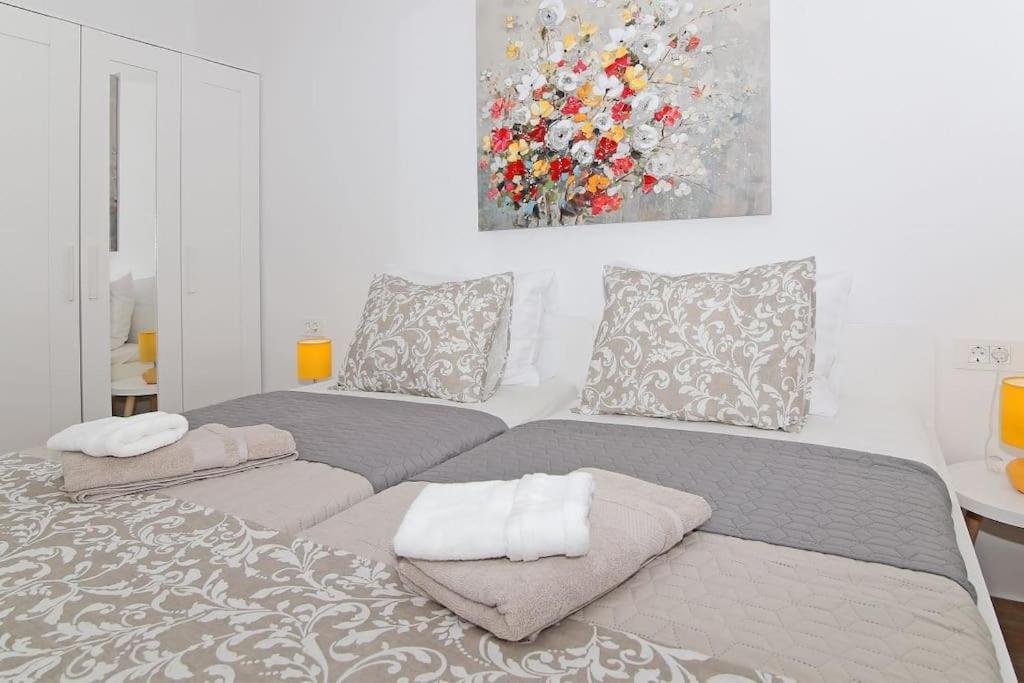 Two-Bedroom Apartment - Photo 27