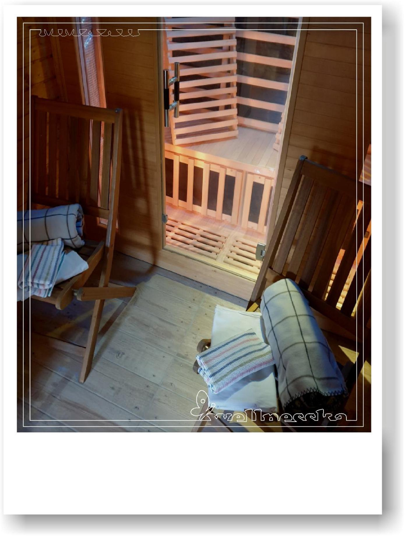 Two-Bedroom House - Photo 17