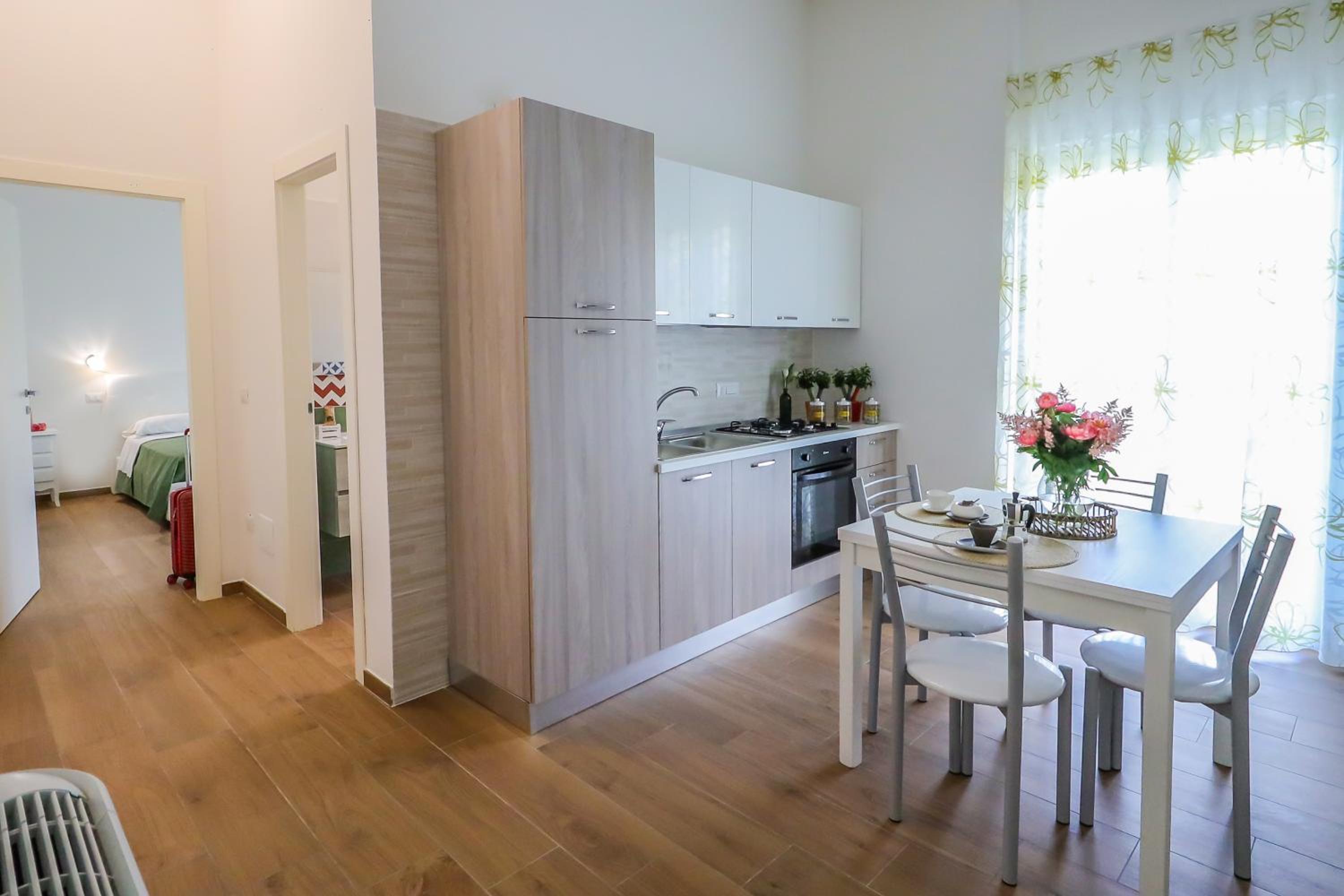 Apartment with Balcony - Photo 14