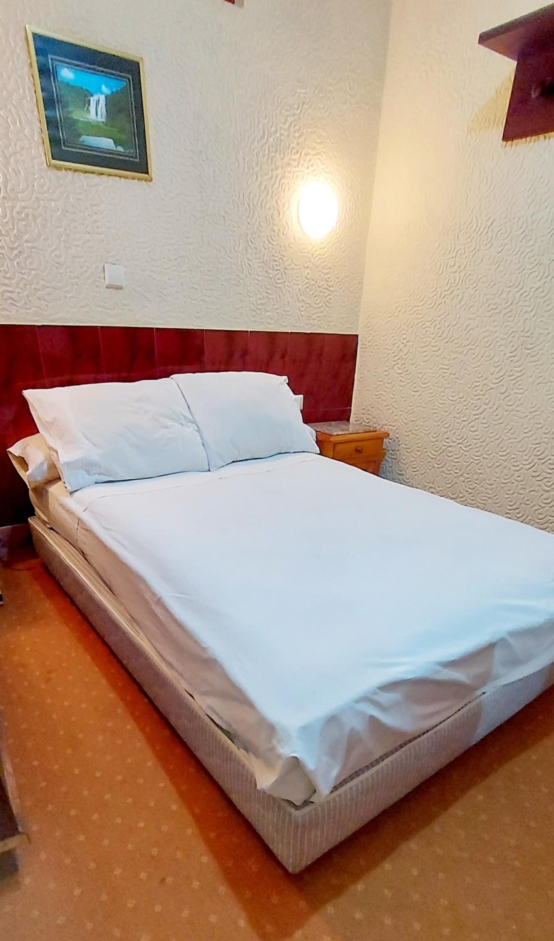 Standard Double Room - Photo 27