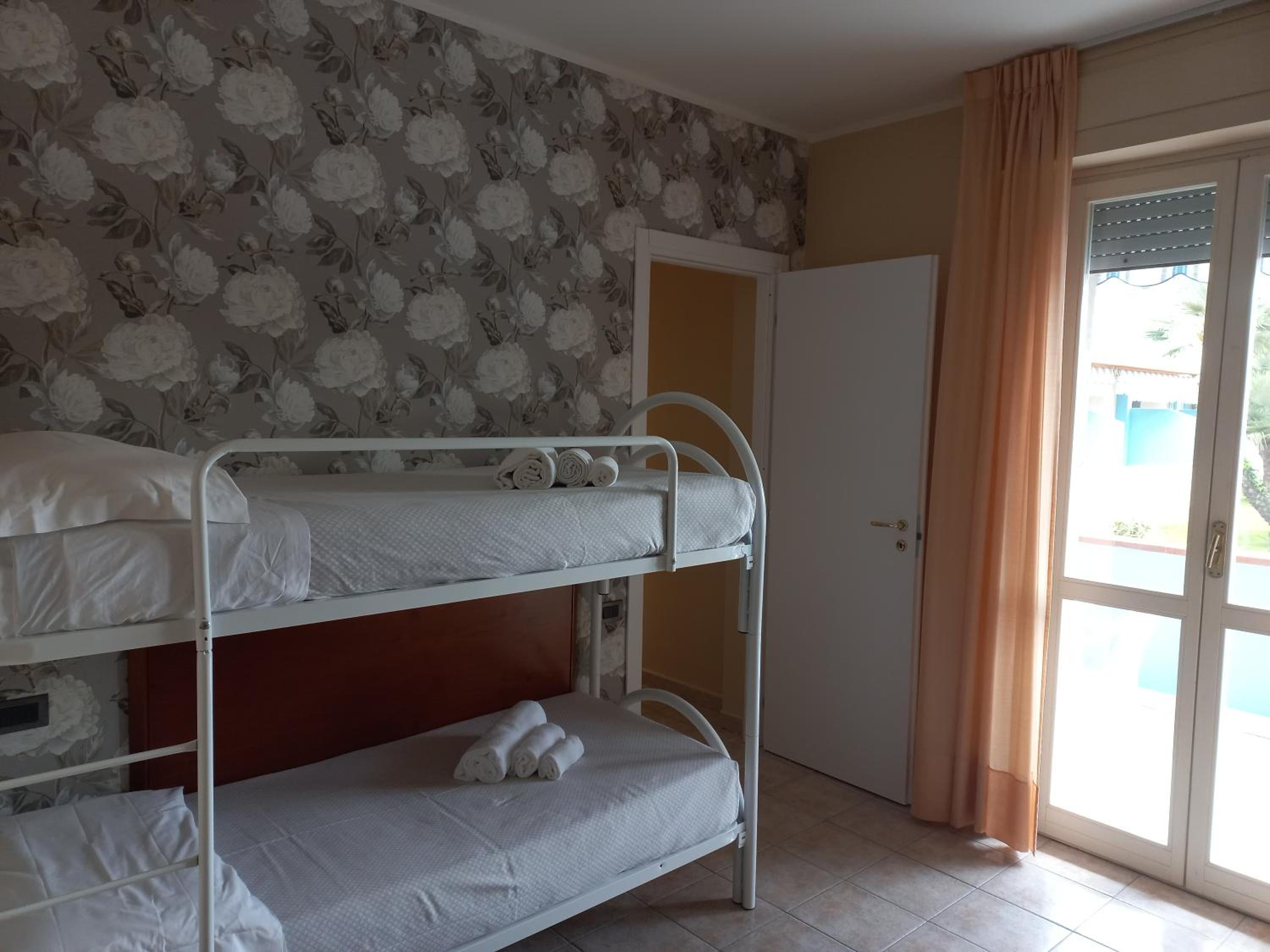 Two-Bedroom Suite photo 3