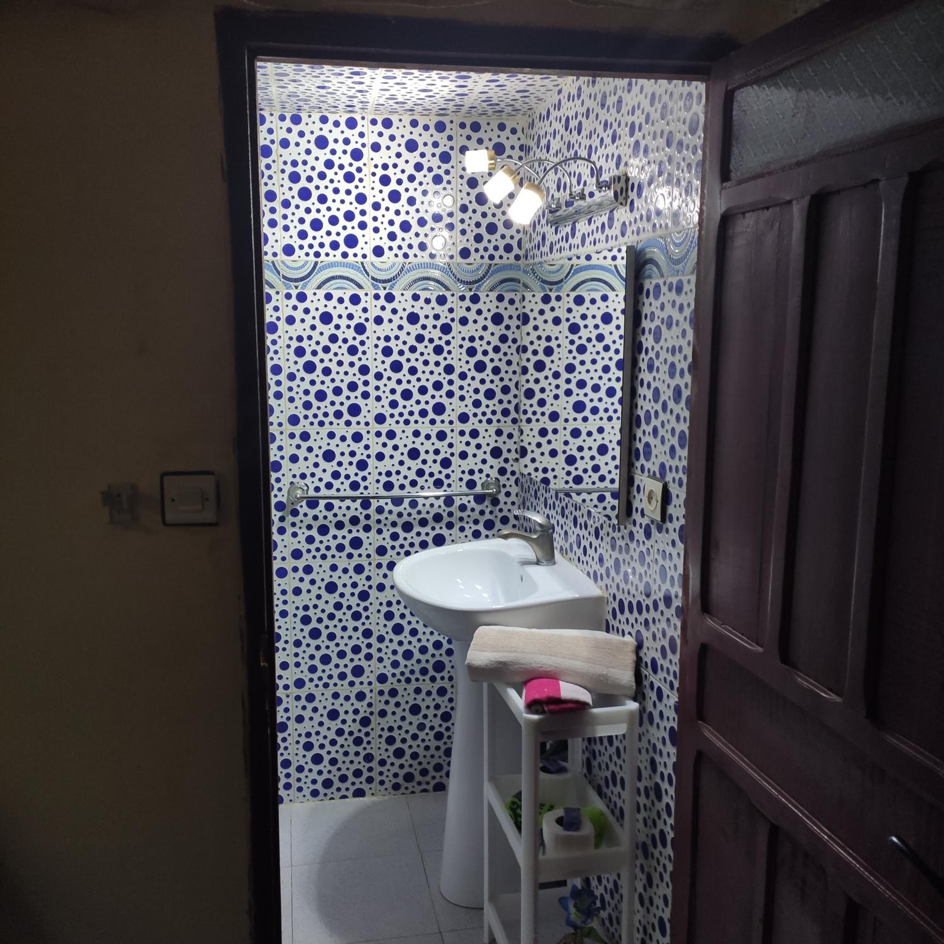 Standard Suite - Photo 10
