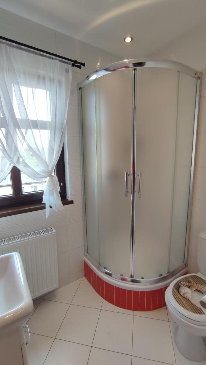 One-Bedroom Apartment - Photo 1