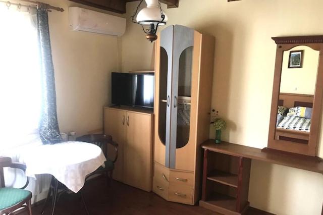 Deluxe Double Studio - Photo 8
